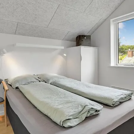 Ferienhaus 3 Bedroom Beautiful In