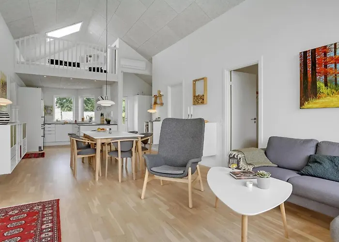 Hébergement de vacances 3 Bedroom Beautiful In